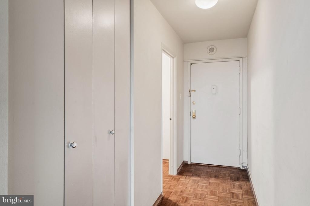 2401 Pennsylvania Avenue - Photo 17