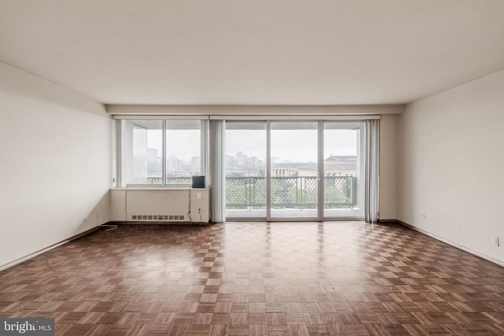 2401 Pennsylvania Avenue - Photo 6