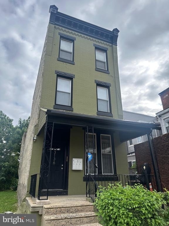 3136 W Montgomery Avenue - Photo 1