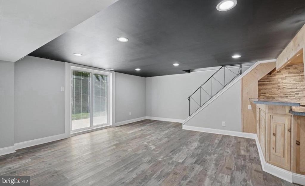 7256 Shalkop Street - Photo 10