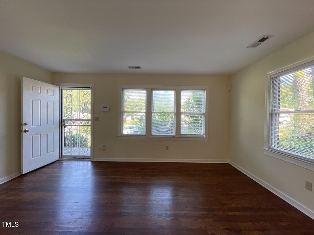 2721 Atlantic Street - Photo 2