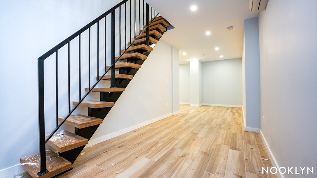 2913 Snyder Ave 11226 - Photo 5