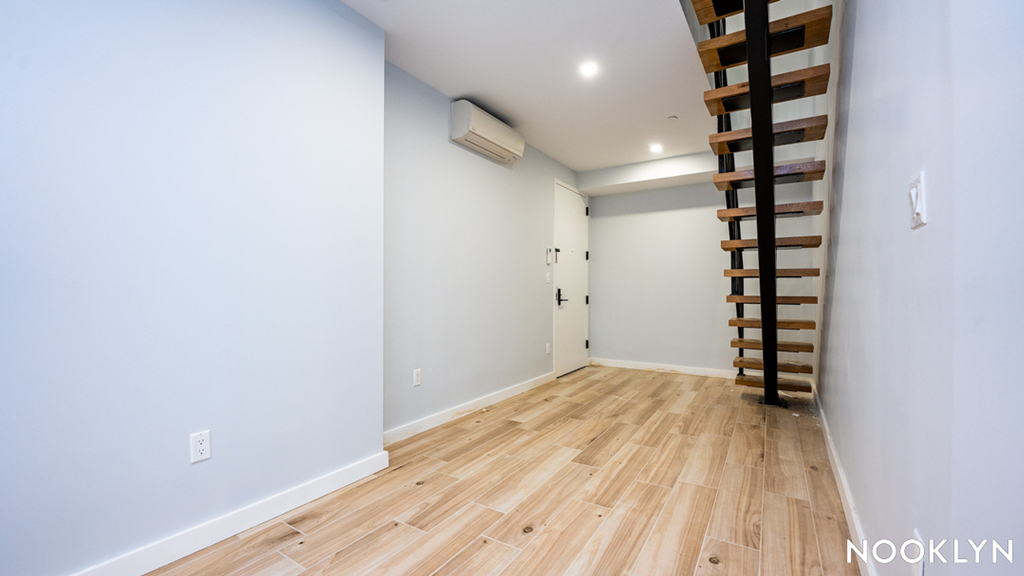 2913 Snyder Ave 11226 - Photo 6
