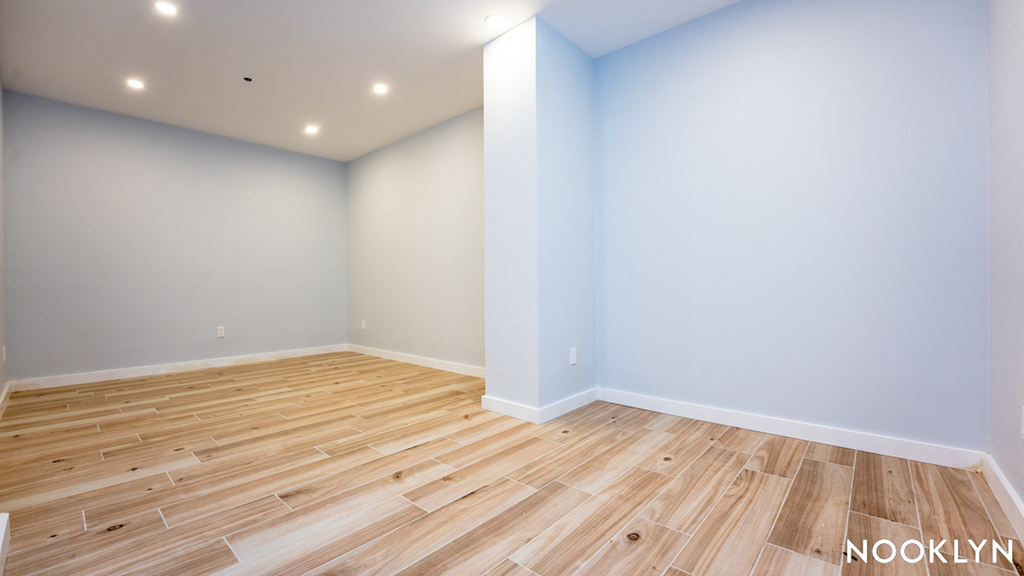2913 Snyder Ave 11226 - Photo 8