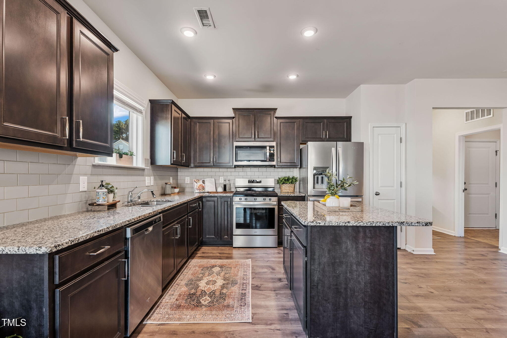1008 Sandtrap Way - Photo 5