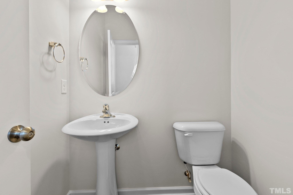 1206 Commack Drive - Photo 24