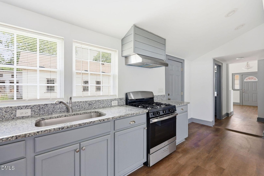 204 E H Street - Photo 19