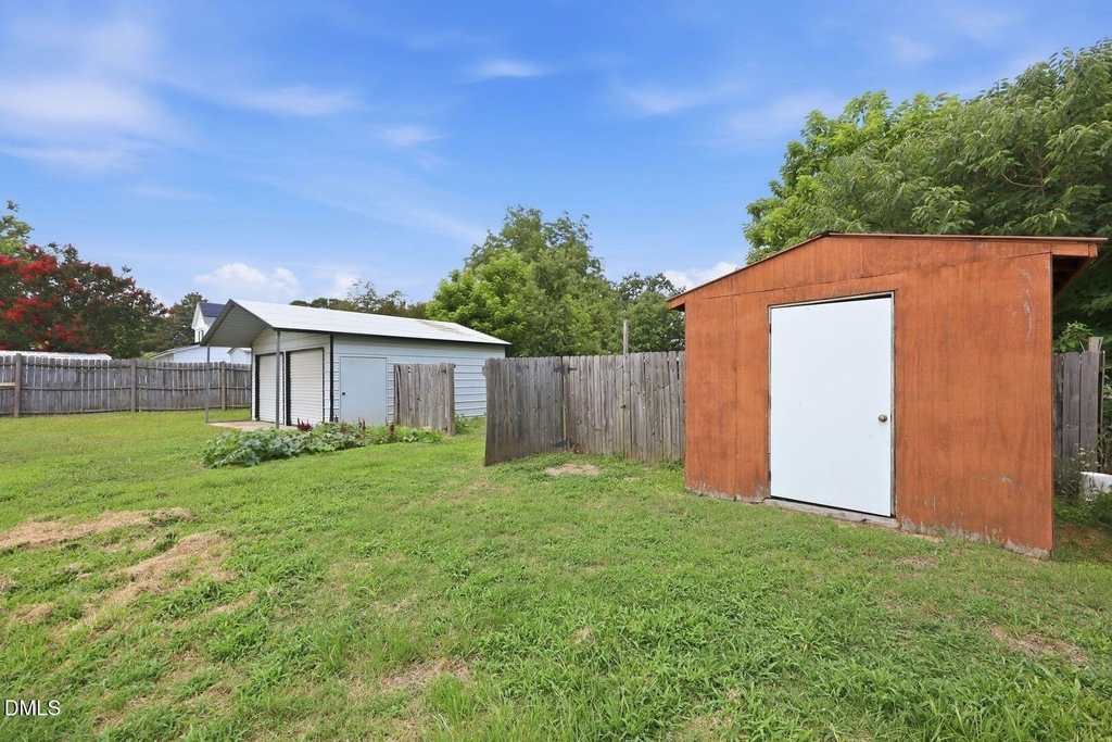 204 E H Street - Photo 27