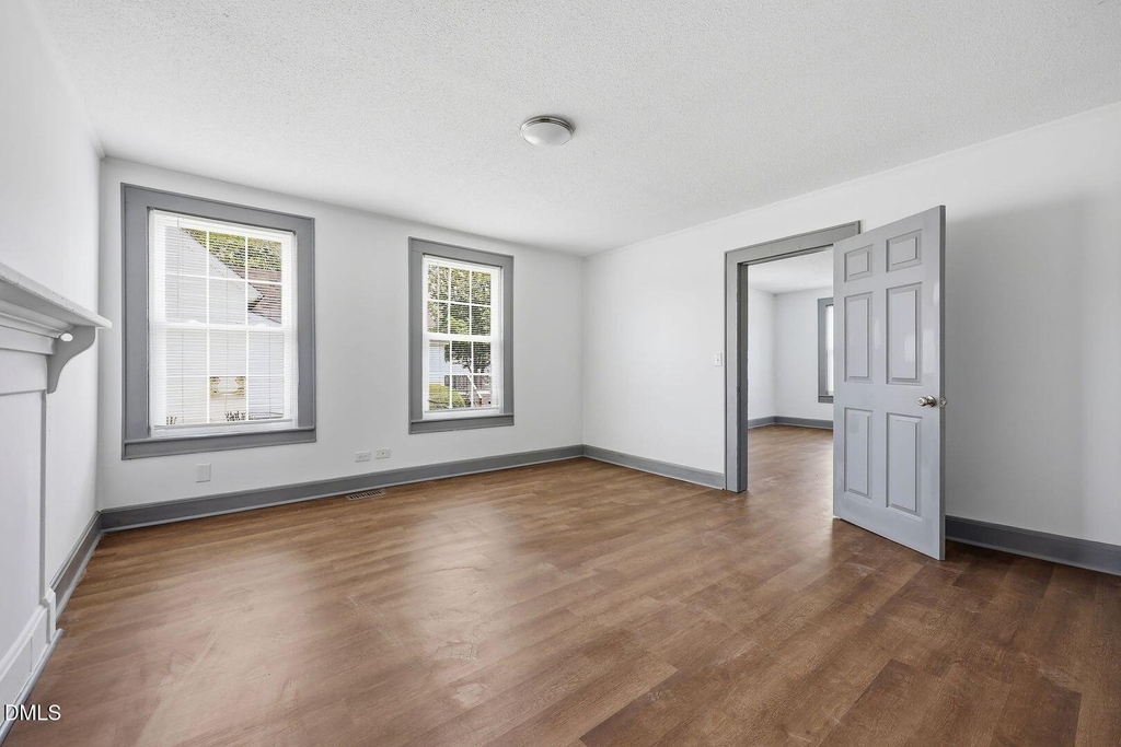 204 E H Street - Photo 11