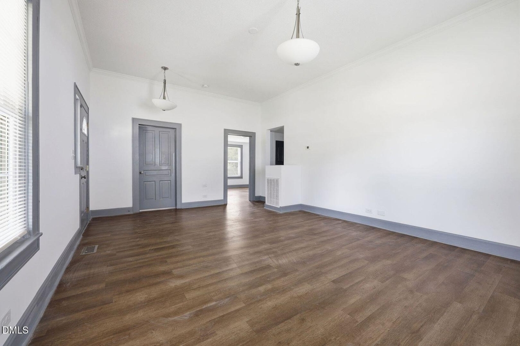 204 E H Street - Photo 6