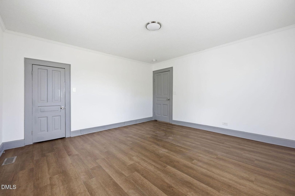 204 E H Street - Photo 10