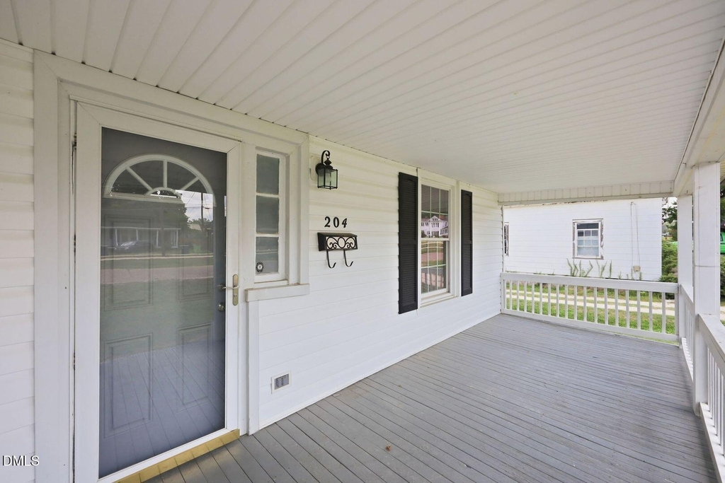 204 E H Street - Photo 26