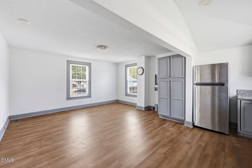 204 E H Street - Photo 21