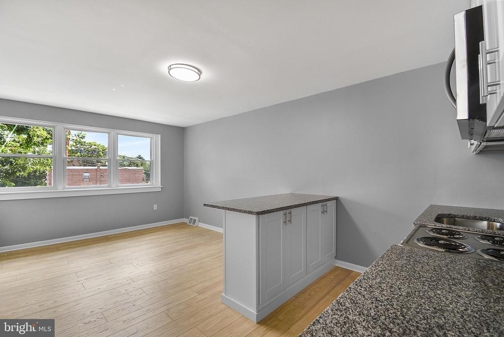 164 Abbey Terrace - Photo 3