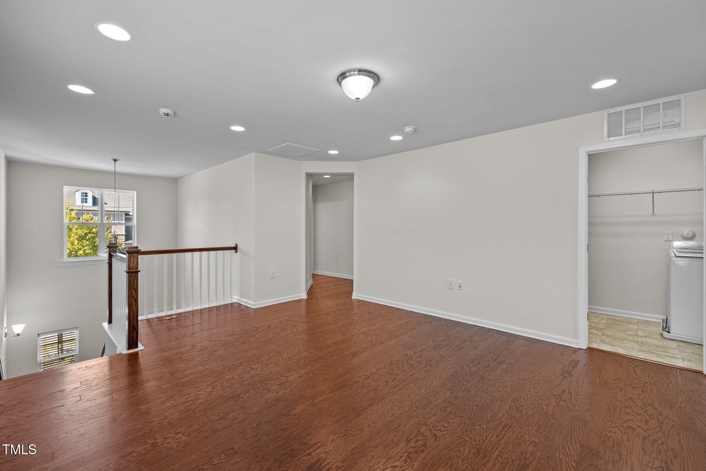 271 Begen Street - Photo 24