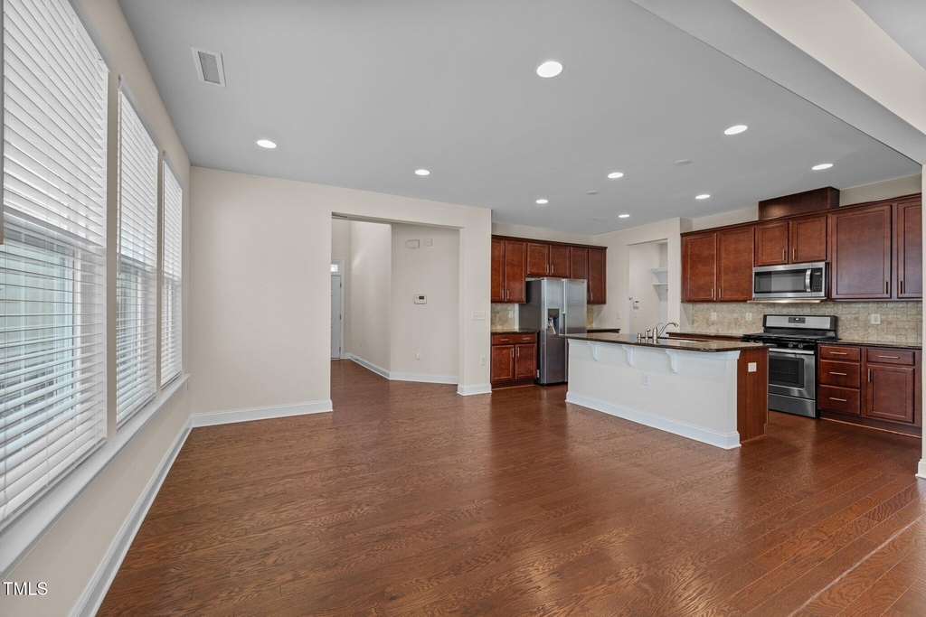 271 Begen Street - Photo 14