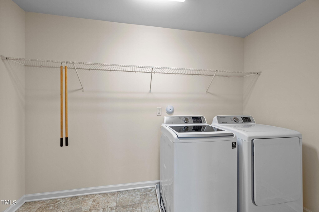 271 Begen Street - Photo 25