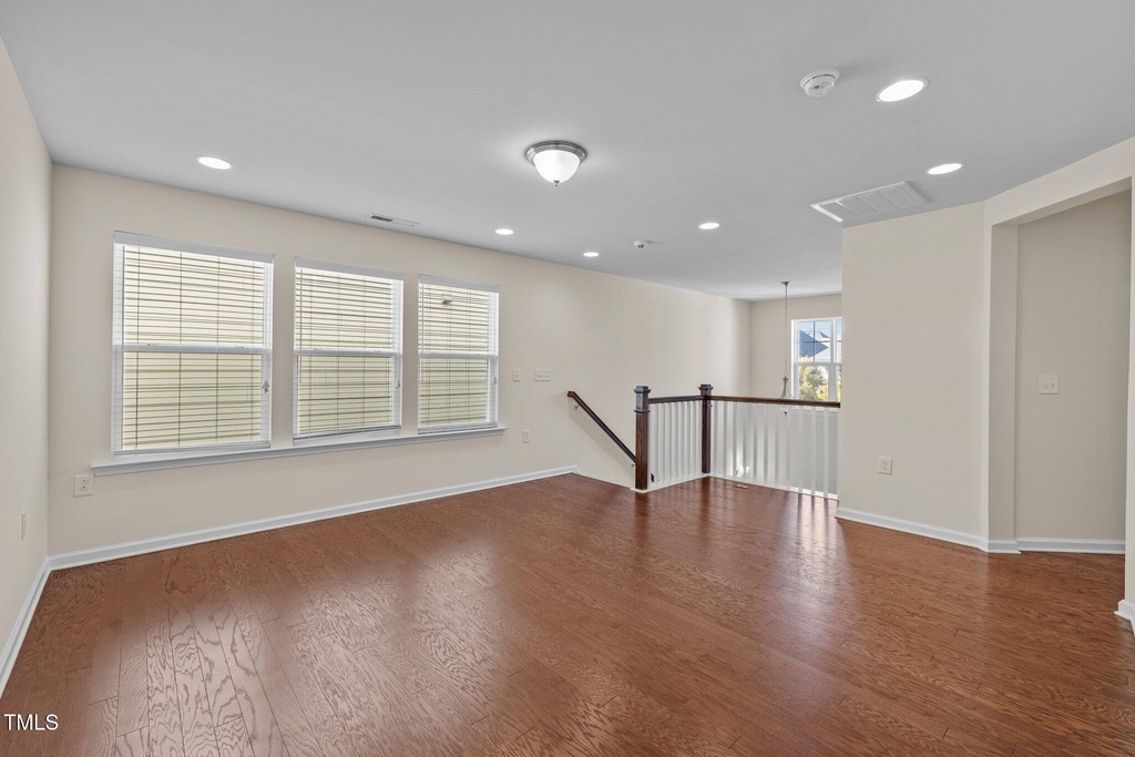 271 Begen Street - Photo 23