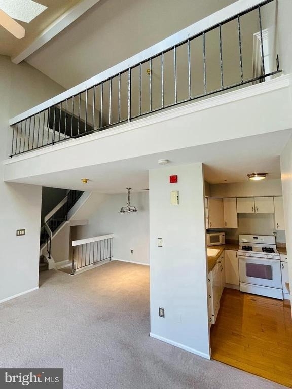 1908 Society Place - Photo 2