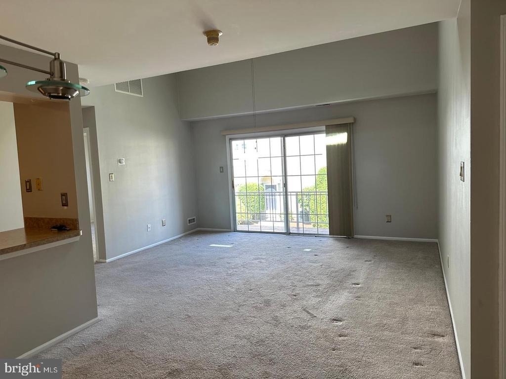 1908 Society Place - Photo 1