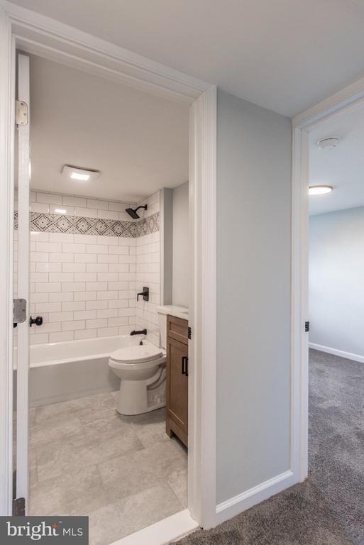 647 Spruce Street - Photo 18