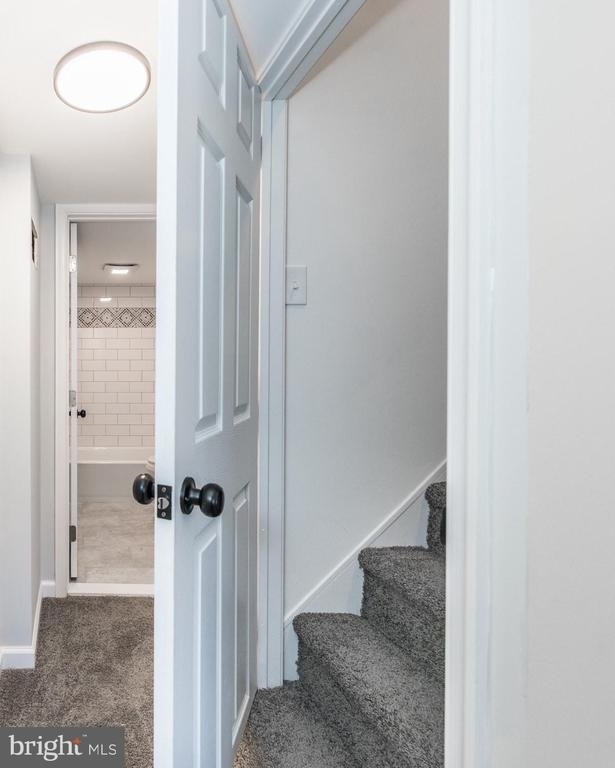 647 Spruce Street - Photo 25