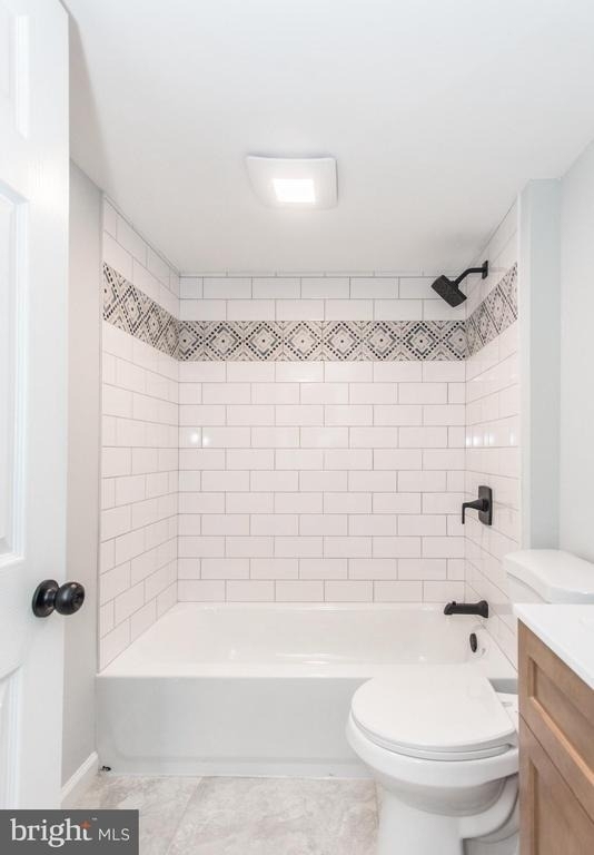 647 Spruce Street - Photo 19