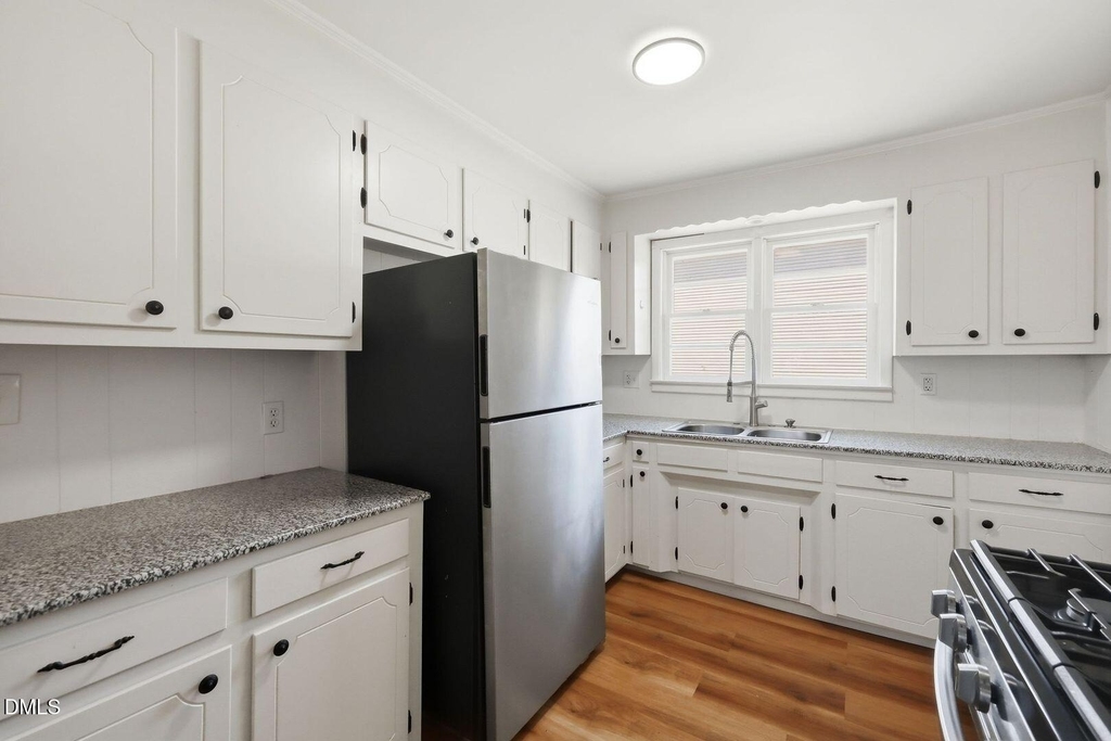 201 4th Street - Photo 30
