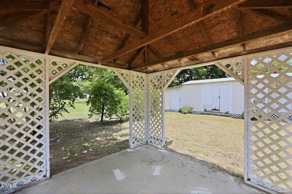201 4th Street - Photo 38