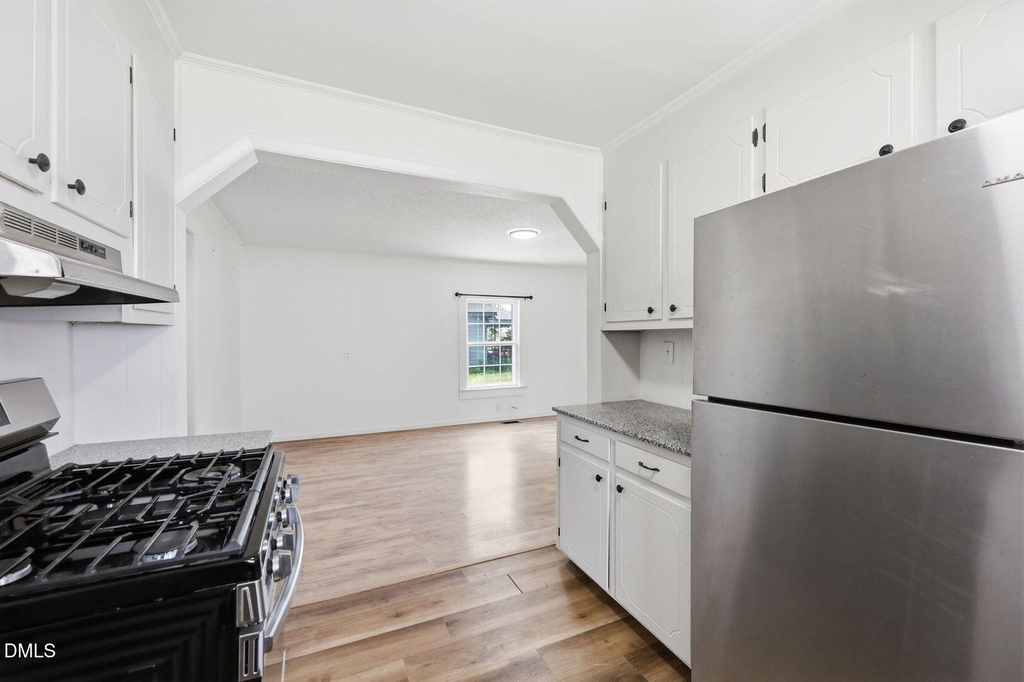 201 4th Street - Photo 31
