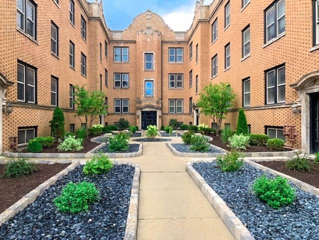 3808-16 N Sheffield Ave - Photo 9