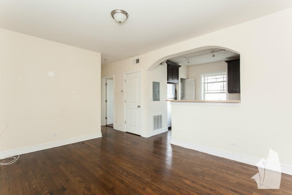 3808-16 N Sheffield Ave - Photo 2