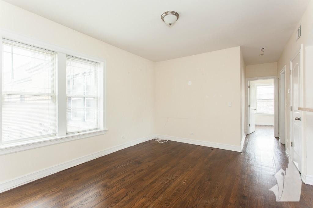 3808-16 N Sheffield Ave - Photo 1
