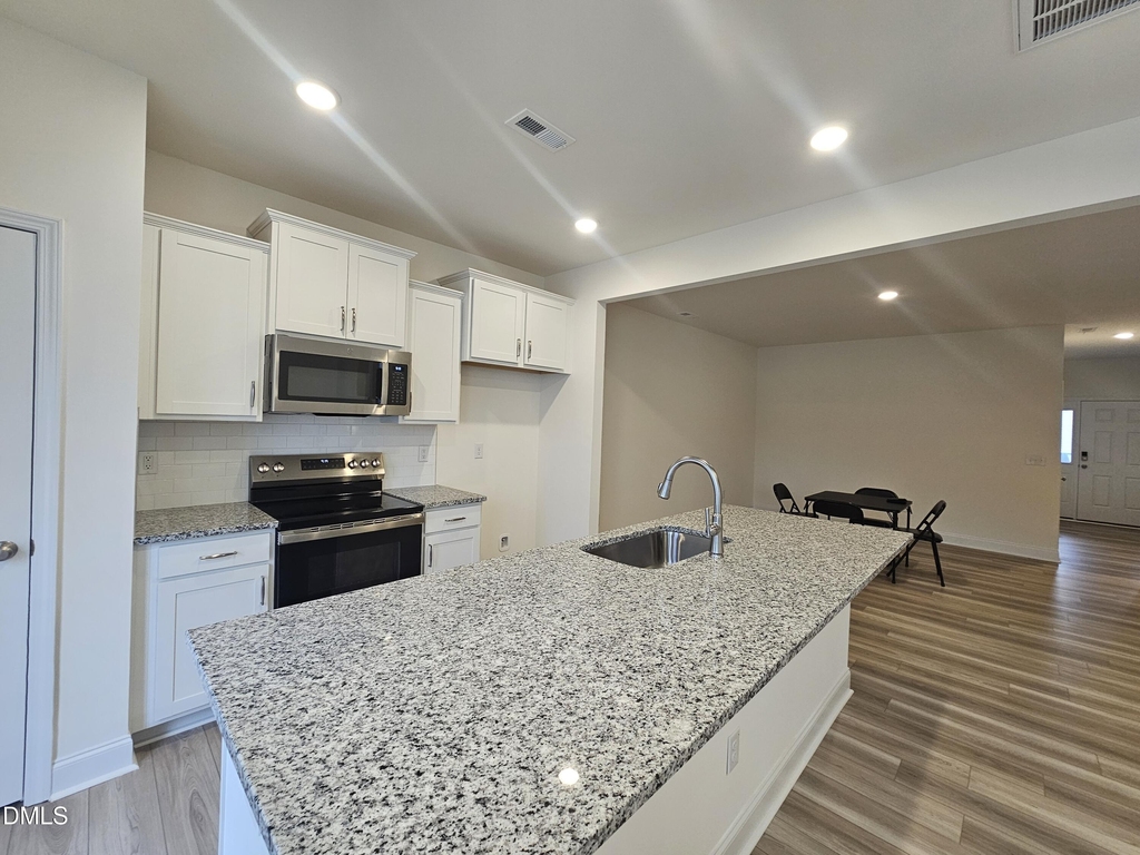 48 Bloodroot Street - Photo 6