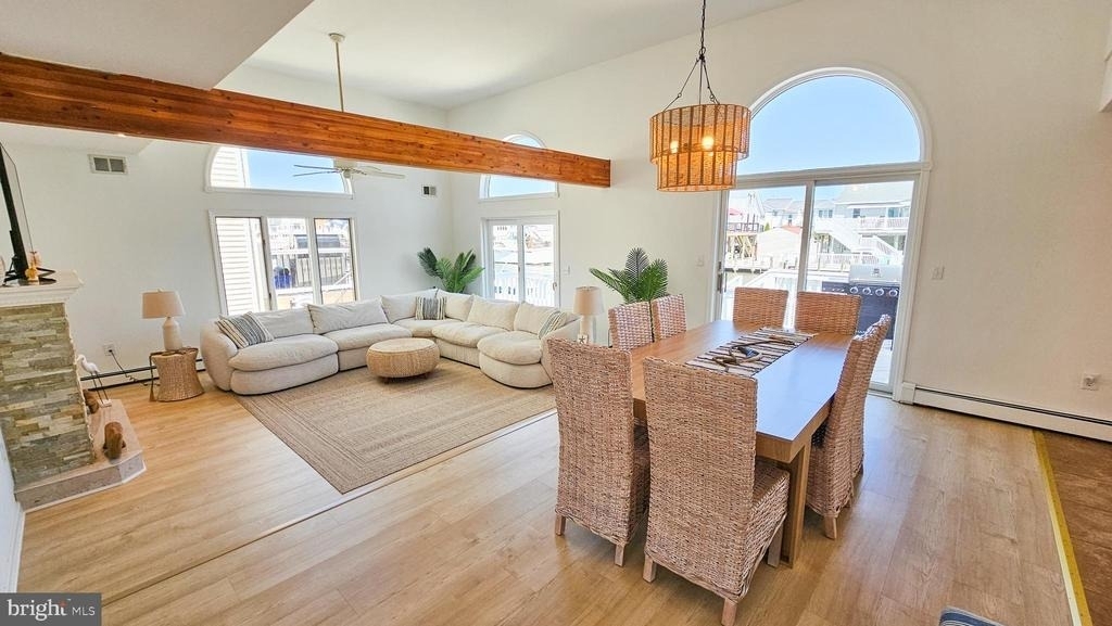 1386 Paul Boulevard - Photo 3