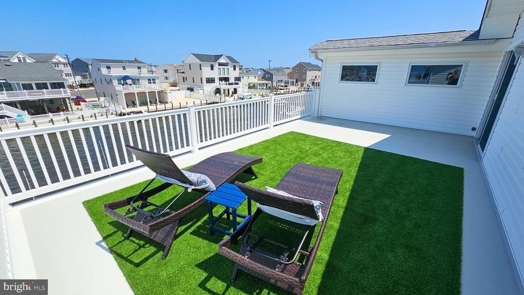 1386 Paul Boulevard - Photo 33