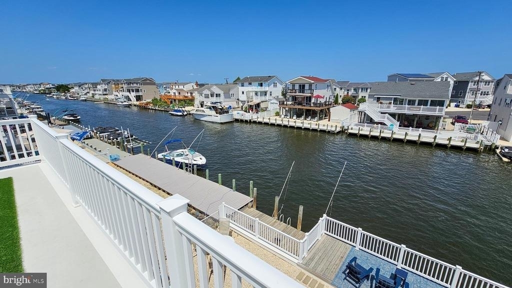1386 Paul Boulevard - Photo 32