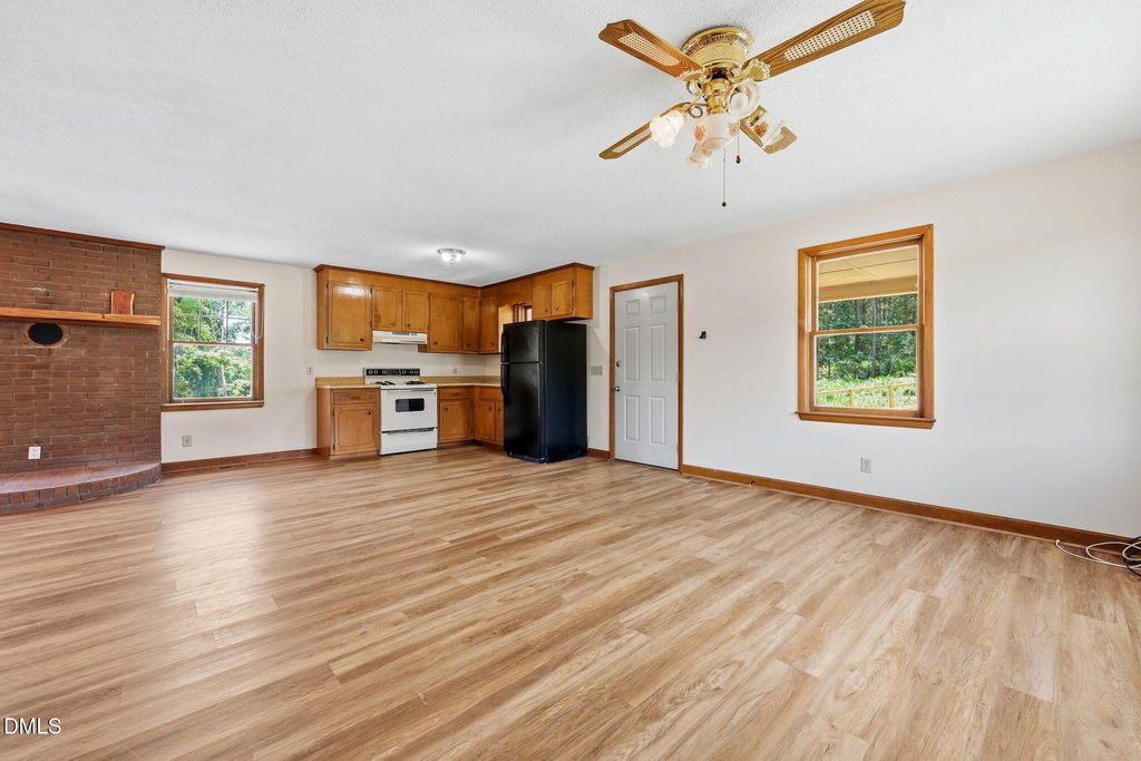763 Tingen Road - Photo 19