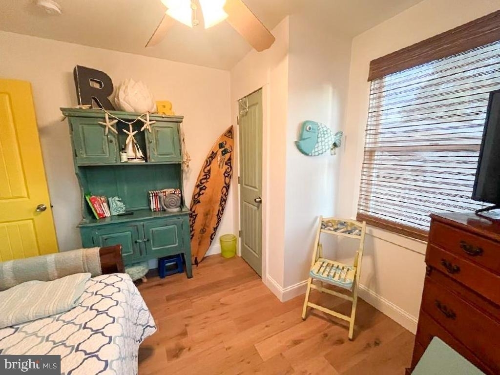 115 Charles Boulevard - Photo 12