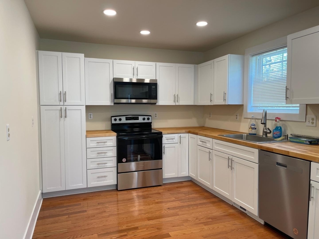65 Lester Street - Photo 7