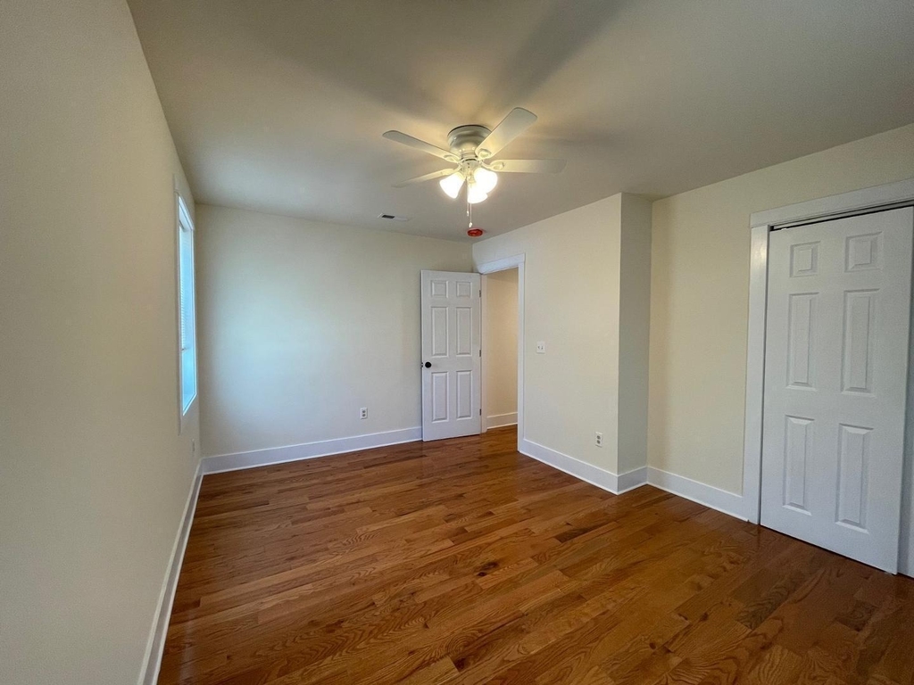 65 Lester Street - Photo 11