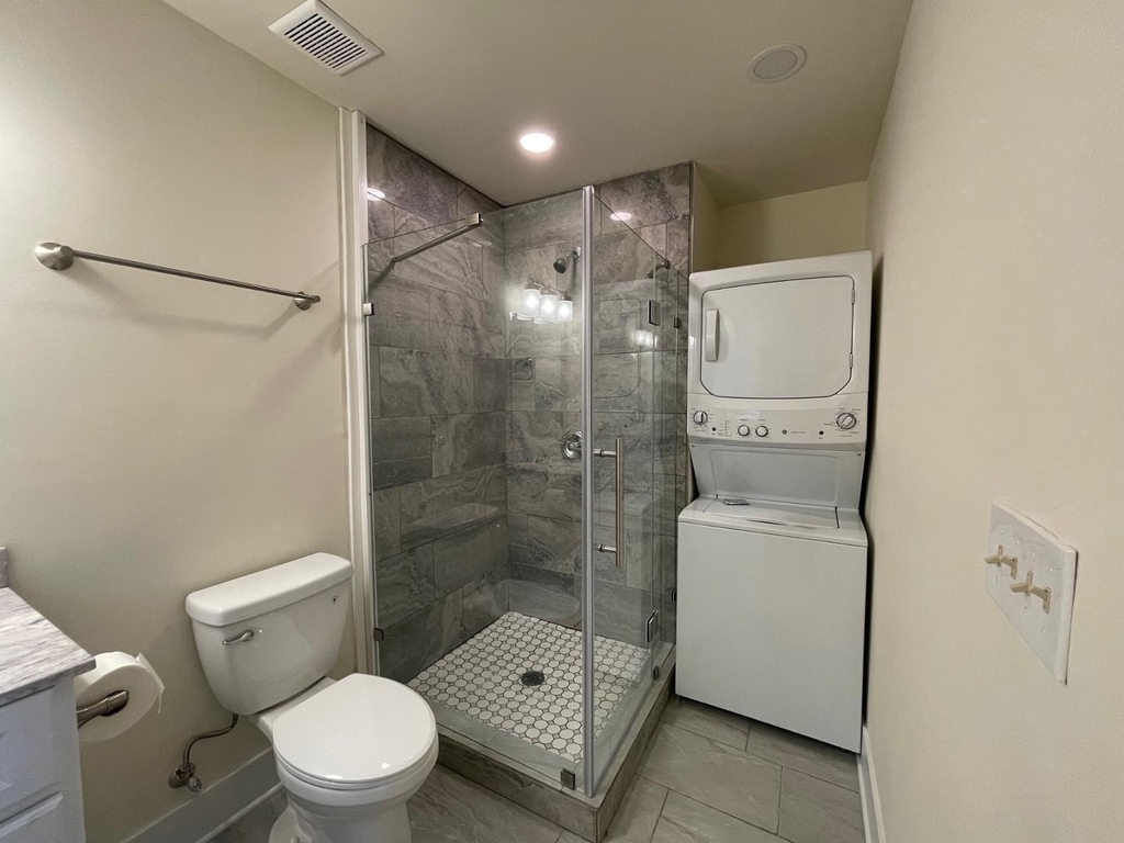 65 Lester Street - Photo 9