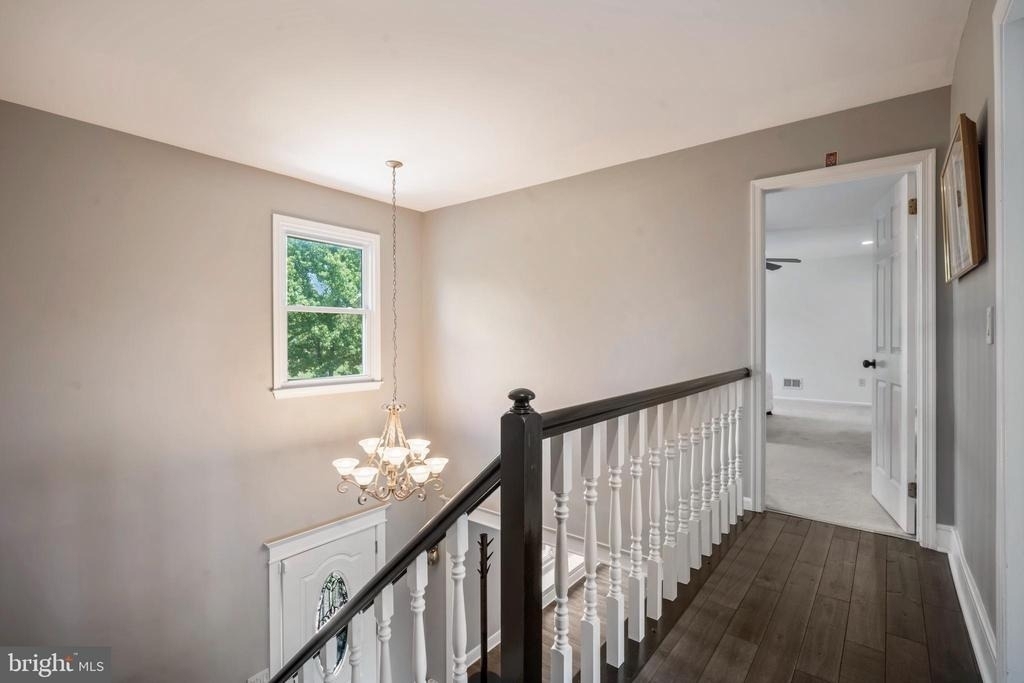 5 Robert Drive - Photo 16
