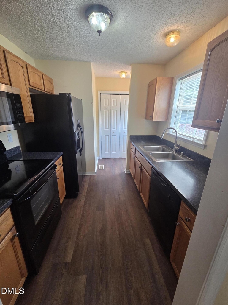 116 Cliffdale Road - Photo 15
