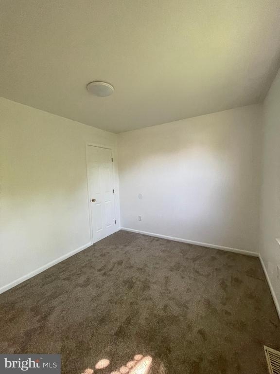 711 E Maple - Photo 10