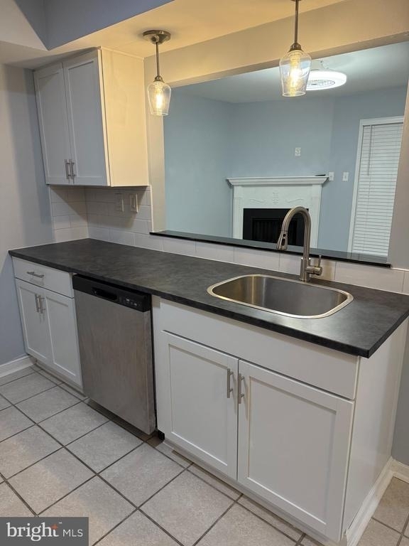 313 Gregorys Way - Photo 8