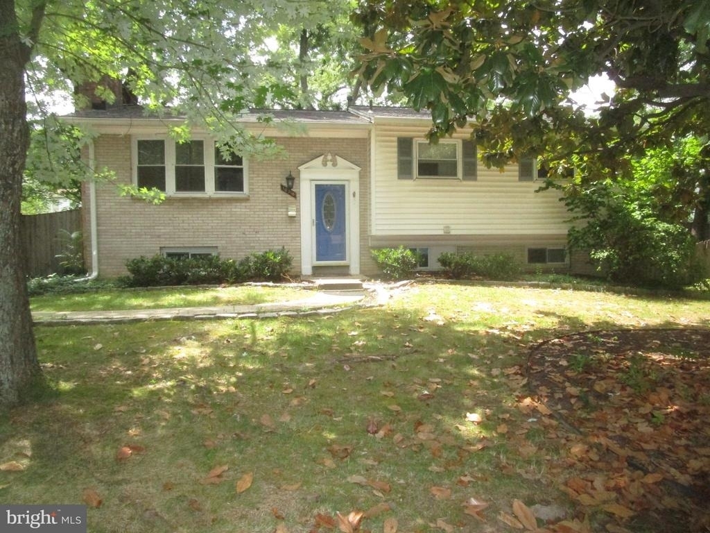 10318 Aster Lane - Photo 0