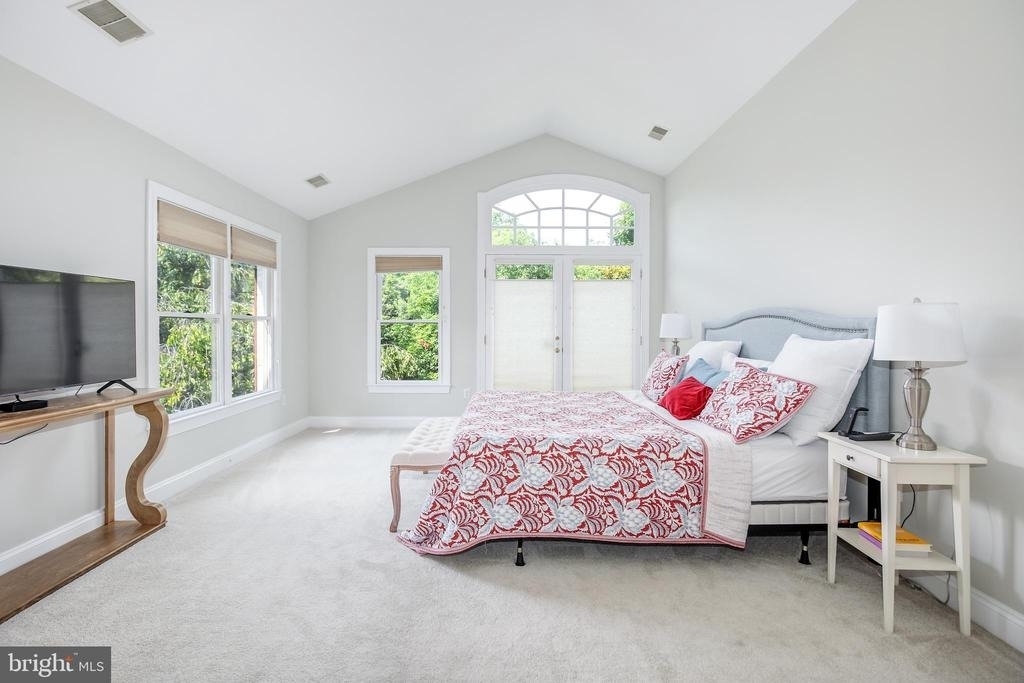 9304 Wildoak Drive - Photo 19