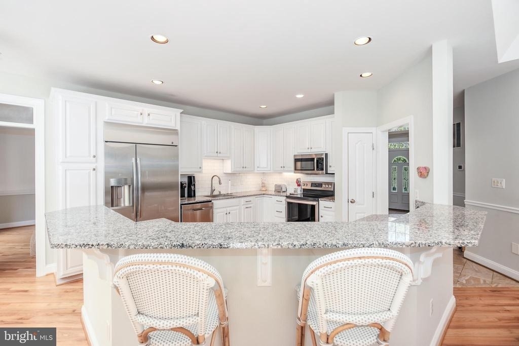 9304 Wildoak Drive - Photo 12