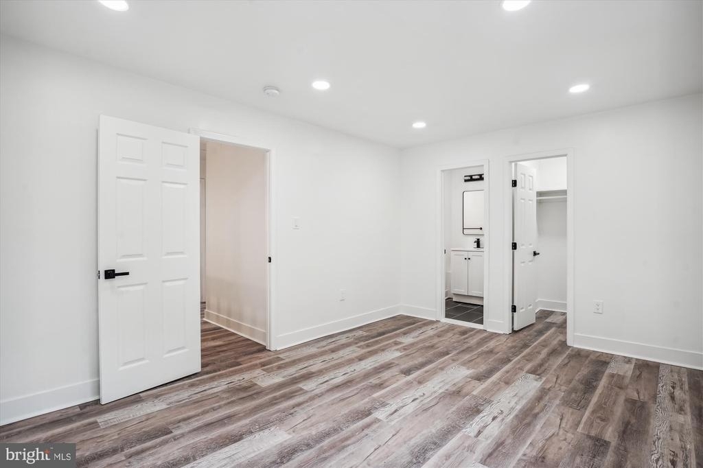 8648 Watershed Court - Photo 23